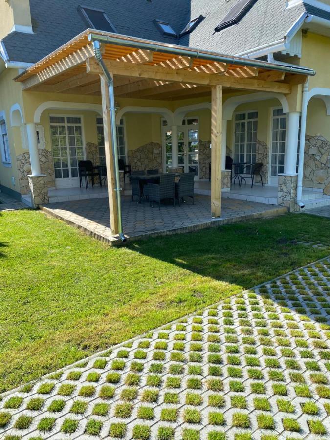 Pacsirta Apartman 렌티 외부 사진