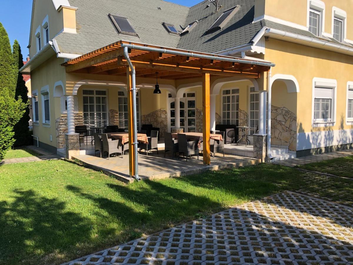 Pacsirta Apartman 렌티 외부 사진