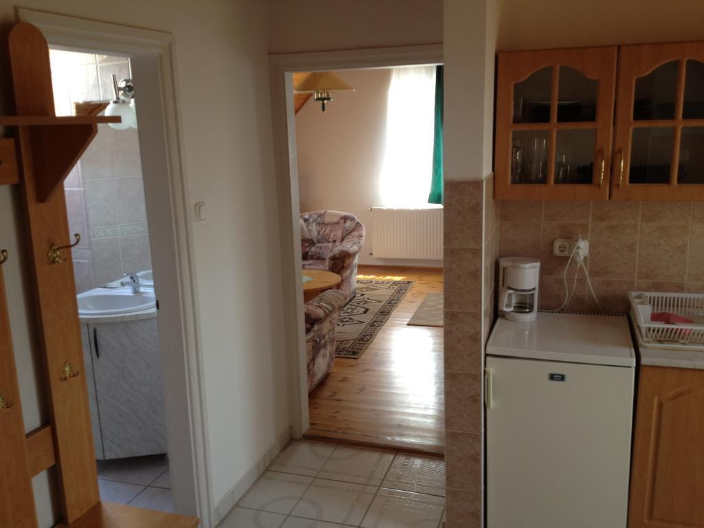 Pacsirta Apartman 렌티 객실 사진