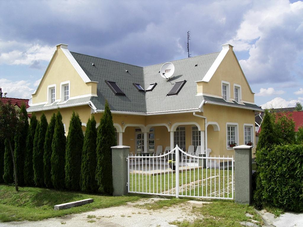 Pacsirta Apartman 렌티 객실 사진